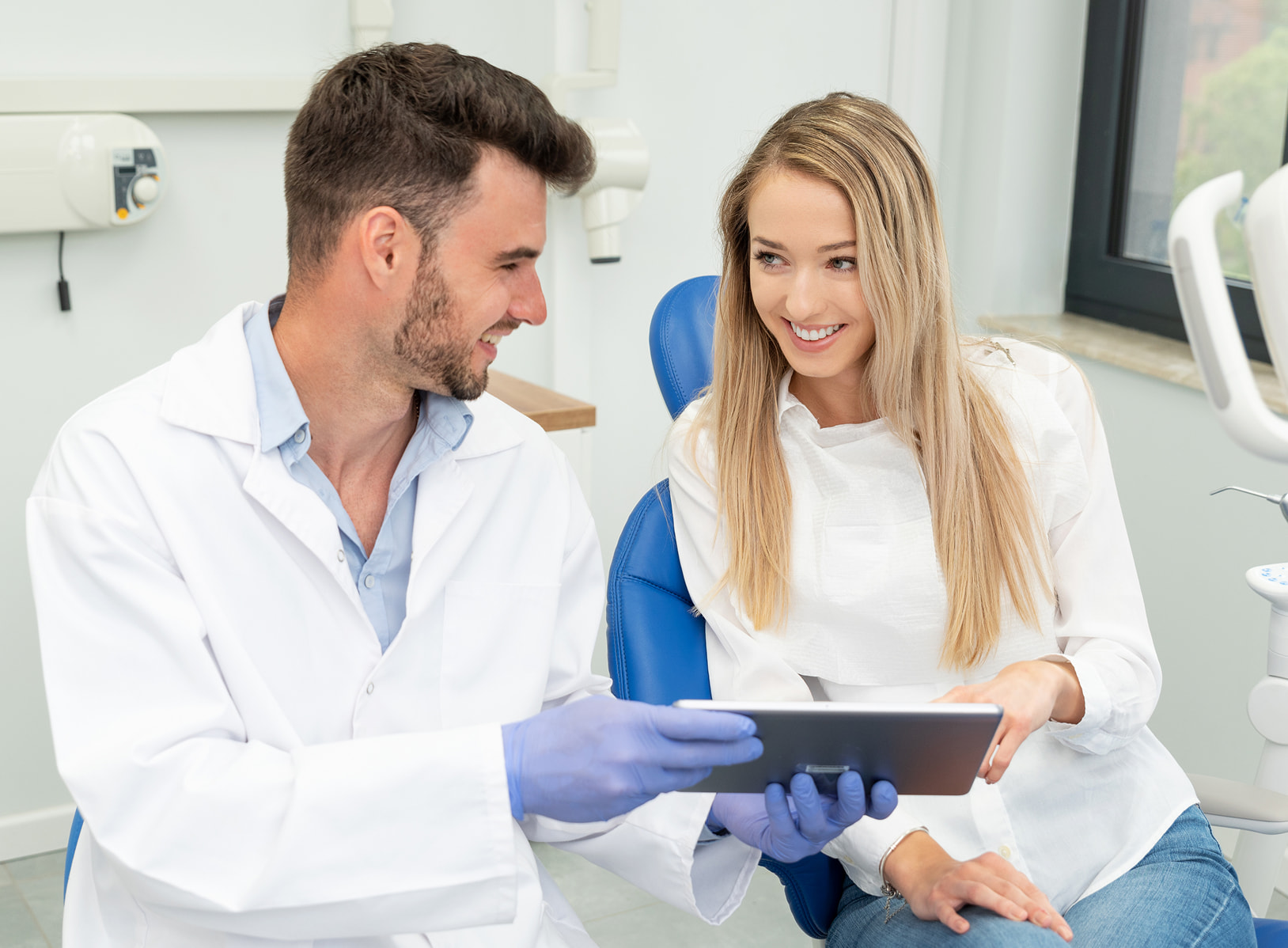 Precise and comfortable esthetic gum recontouring procedure